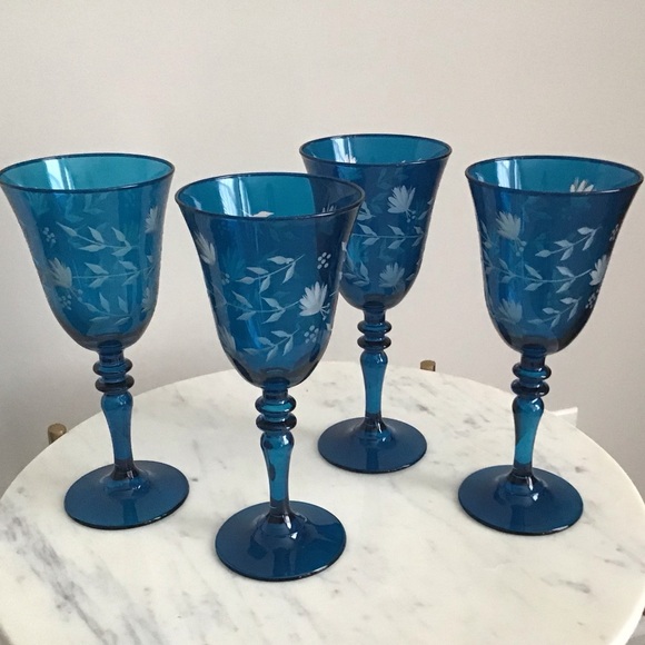 Anthropologie Wine Glasses Set of Four Handcrafted NIB - Picture 5 of 11